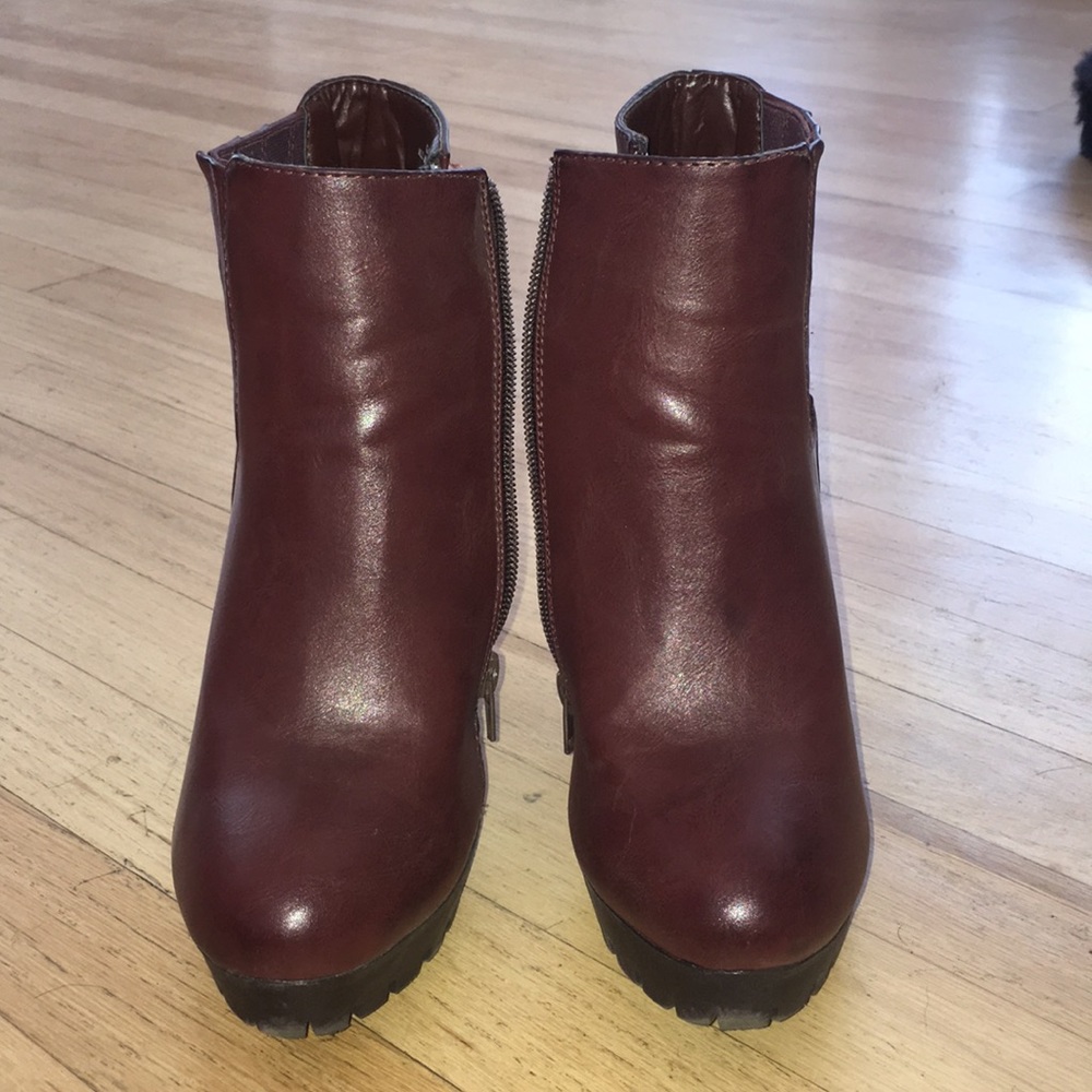 Ankle boots
